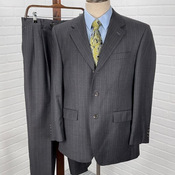 Chaps Suit Men 40S 32Wx27L Gray White Chalkstripe 3 Roll‎ Button Classic Career - Picture 1 of 16